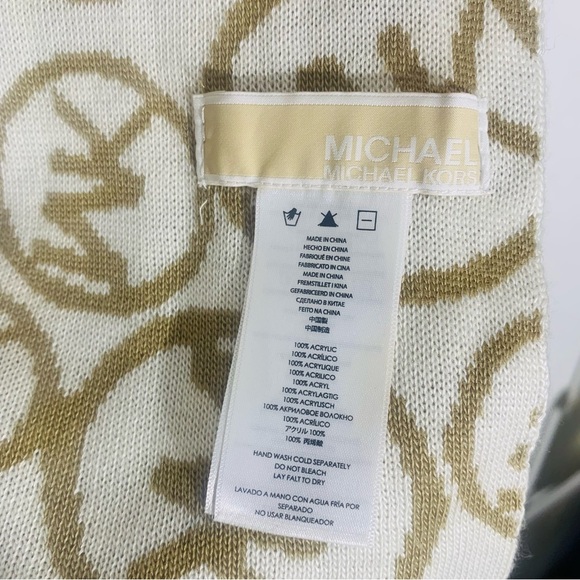 Michael Kors Beige and White Scarf - Picture 3 of 7
